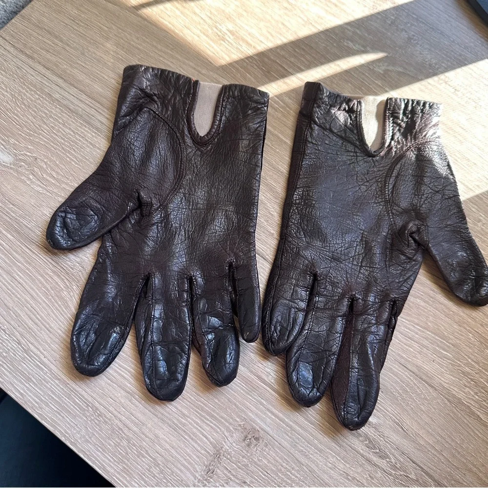 Vintage Clasiques Elegant Brown Leather Gloves